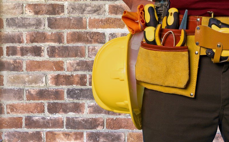 עבודות פיתוח – על סלילת מדרכות, תכנון קווי מים וביוב.