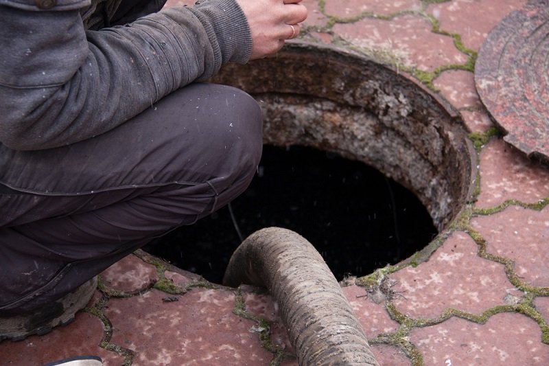 שאיבת בורות ביוב על ידי ביובית